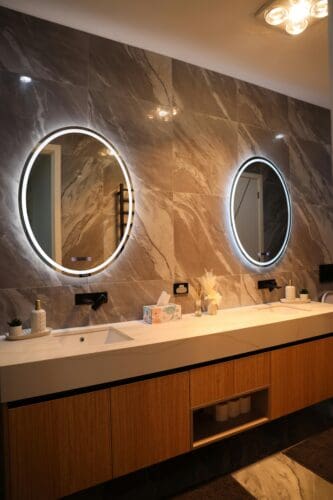Classic Round Wall Mirror With Light photo review