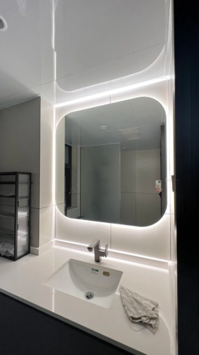 Mi-Mirror Square Design LED Wall Mirror photo review