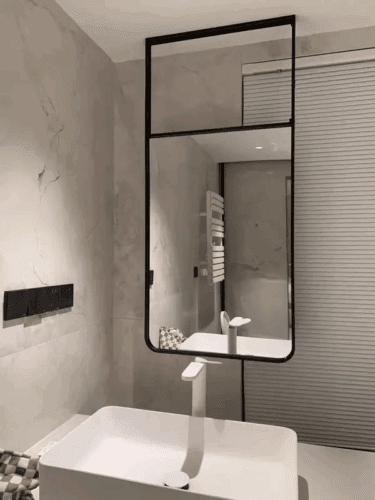 One Side Oasis Aesthetic Figure Mirror photo review