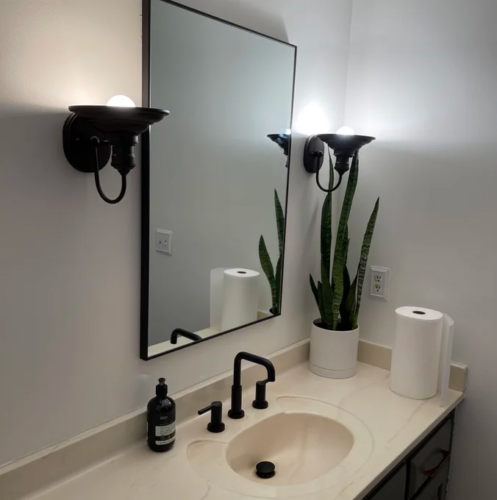 Mi-Mirror Sleek Rectangular Wall Mirror photo review