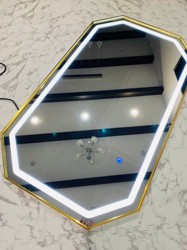 Mi-Mirror Luxury Salon Mirror with LED Lighting photo review