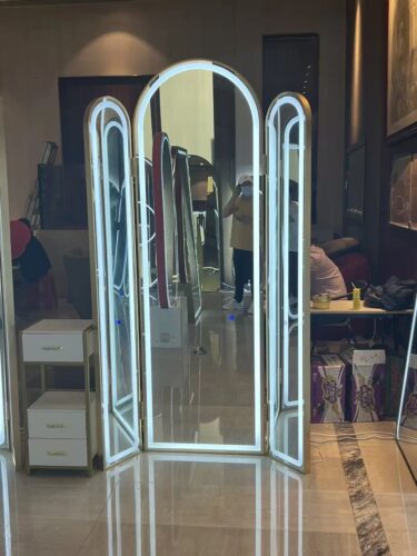 Trifold Front lit LED Bridal Showroom Mirror photo review