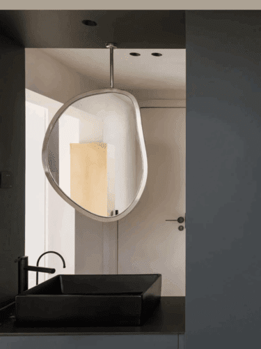 Irregular Design Single Sided Hanging Mirror photo review